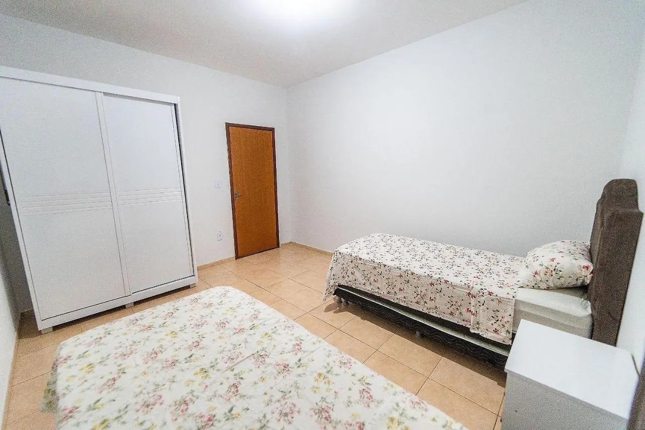 Apartamentos 2 Qtos C/Suite ,Cozinha Completa, Wi-Fi 1Giga, Jr Catito Brasília