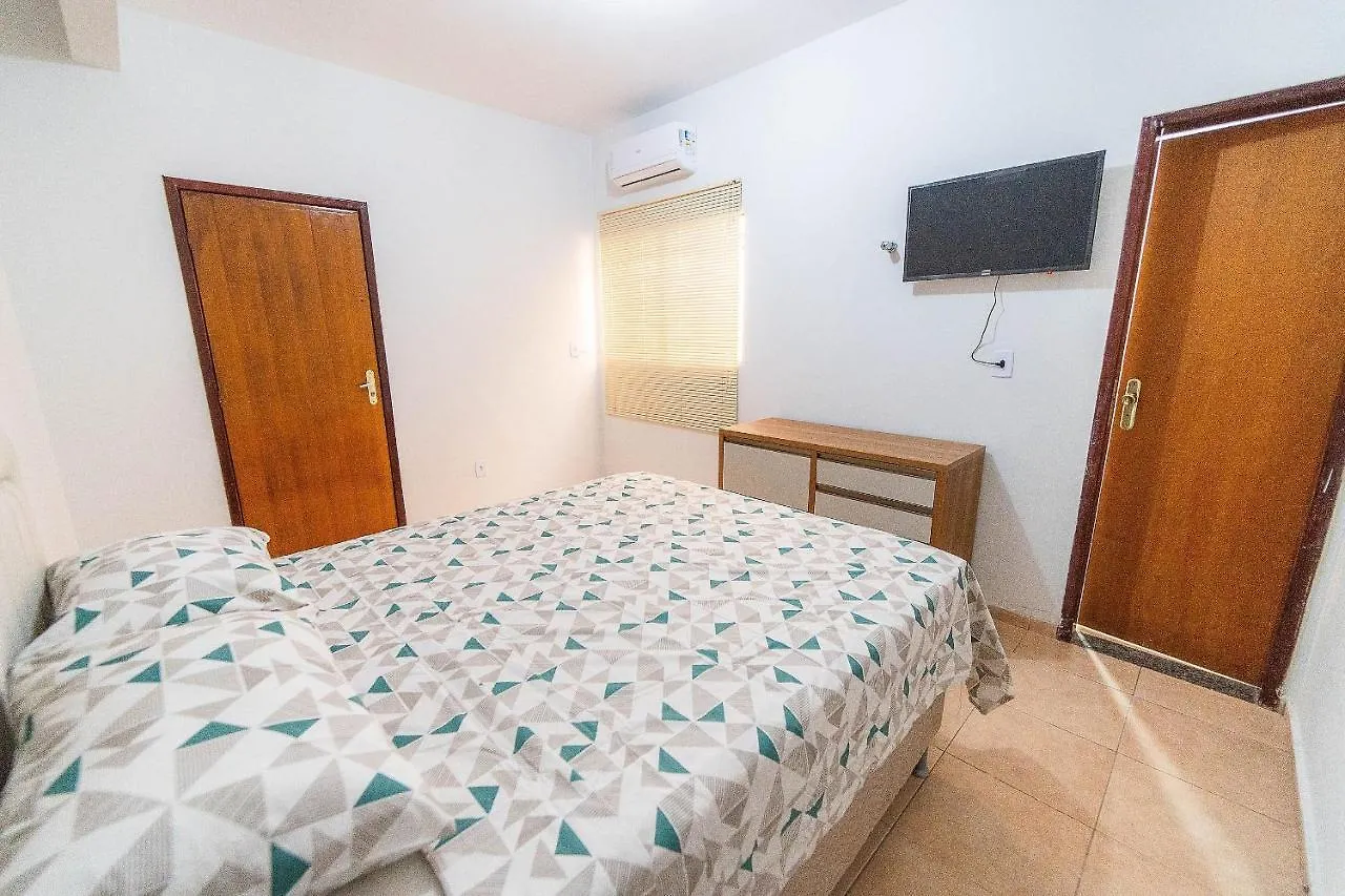 Apartamentos 2 Qtos C/Suite ,Cozinha Completa, Wi-Fi 1Giga, Jr Catito Brasília